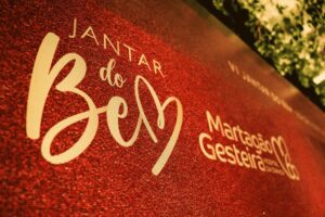 Stanza no Jantar do Bem: 60 anos do Martagão Gesteira